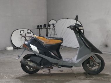 Suzuki AddressV100