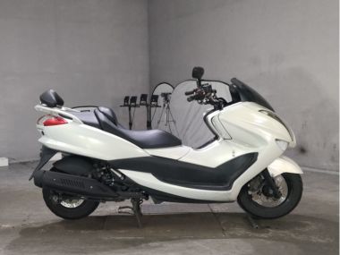 Yamaha Majesty250