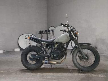 Yamaha TW225