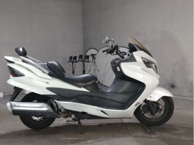 Suzuki Skywave250S
