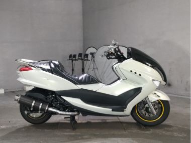 Yamaha Majesty250