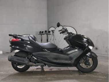 Yamaha Majesty250